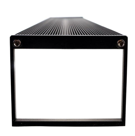 Chihiros WRGB2 Slim LED light – slim aluminum housing detail