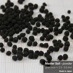 Close up of Master Soil Powder, showing the size of the grains 2,5-3 mm - Aquarium Boutique