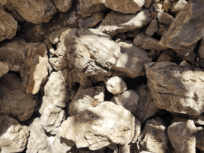 WIO Elderly Stone - Unique Rugged Texture for Stunning Aquascapes.