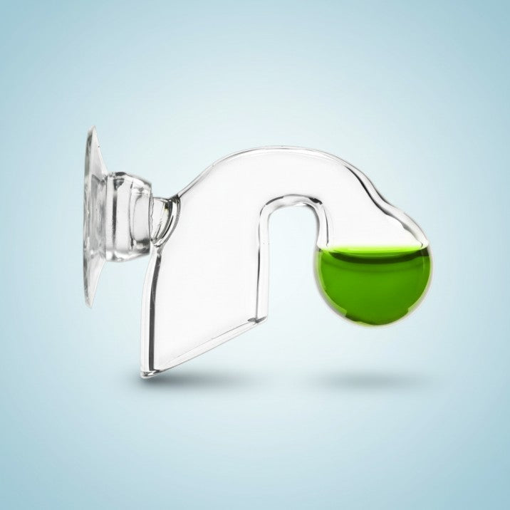 Chihiros CO2 drop checker with green pH indicator solution showing optimal carbon dioxide levels for planted aquariums